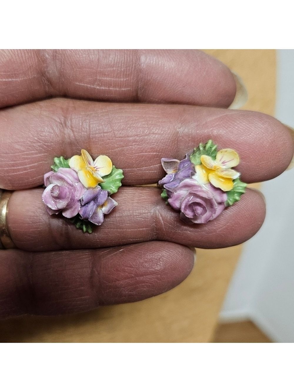 Vintage 50s English Bone China Floral Stud Screw-back Earrings